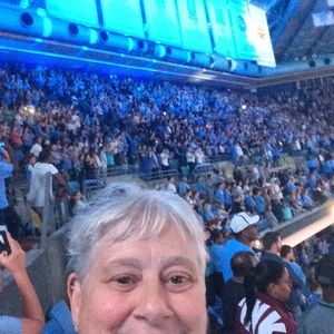 Meet your Posher, April